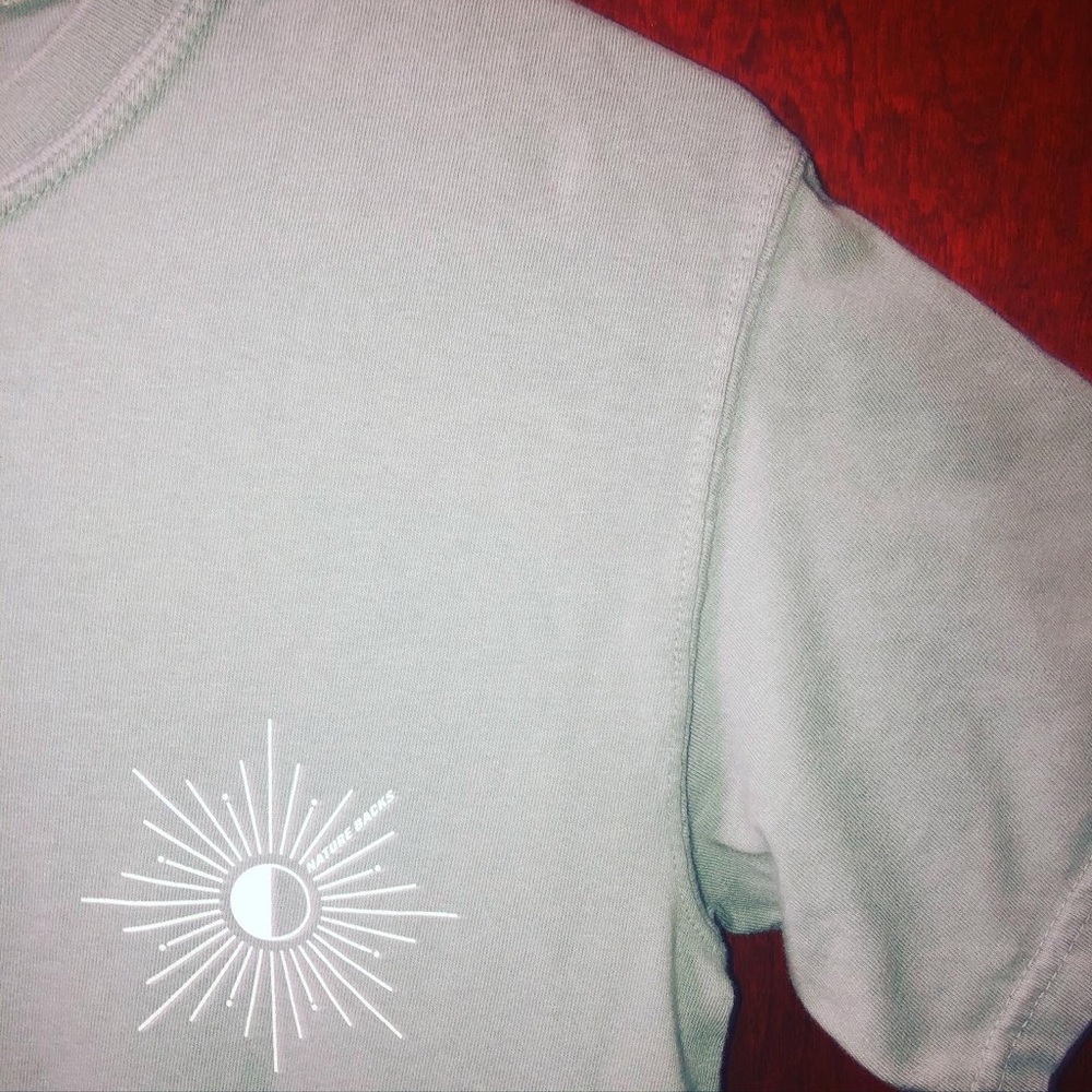 Nature Backs Tee
